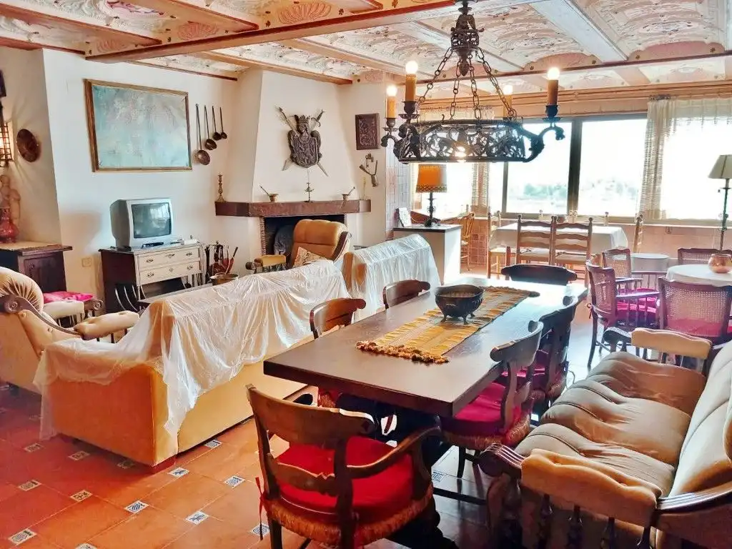 Comedor de Casa o chalet en venta en Alpuente con Calefacción, Terraza y Horno
