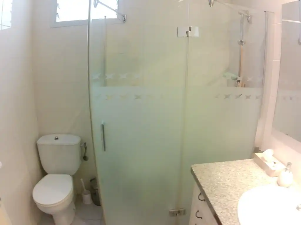 Baño de Piso en venta en Nou Barris