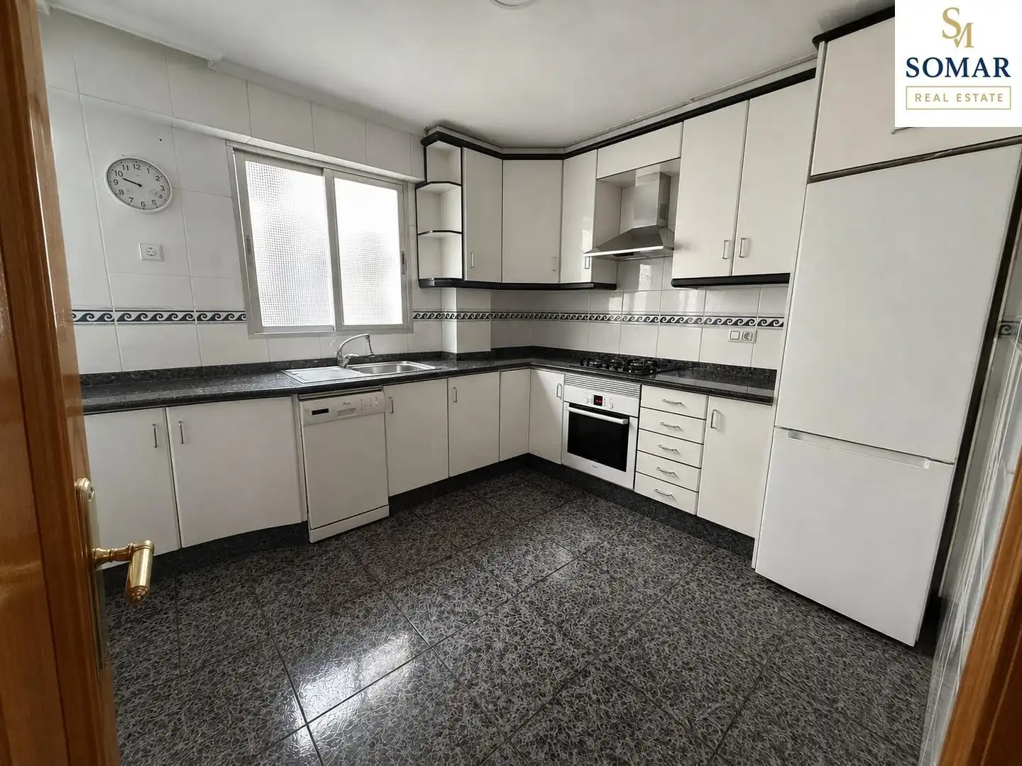 Cocina de Piso en venta en Valencia con Aire acondicionado y Balcón