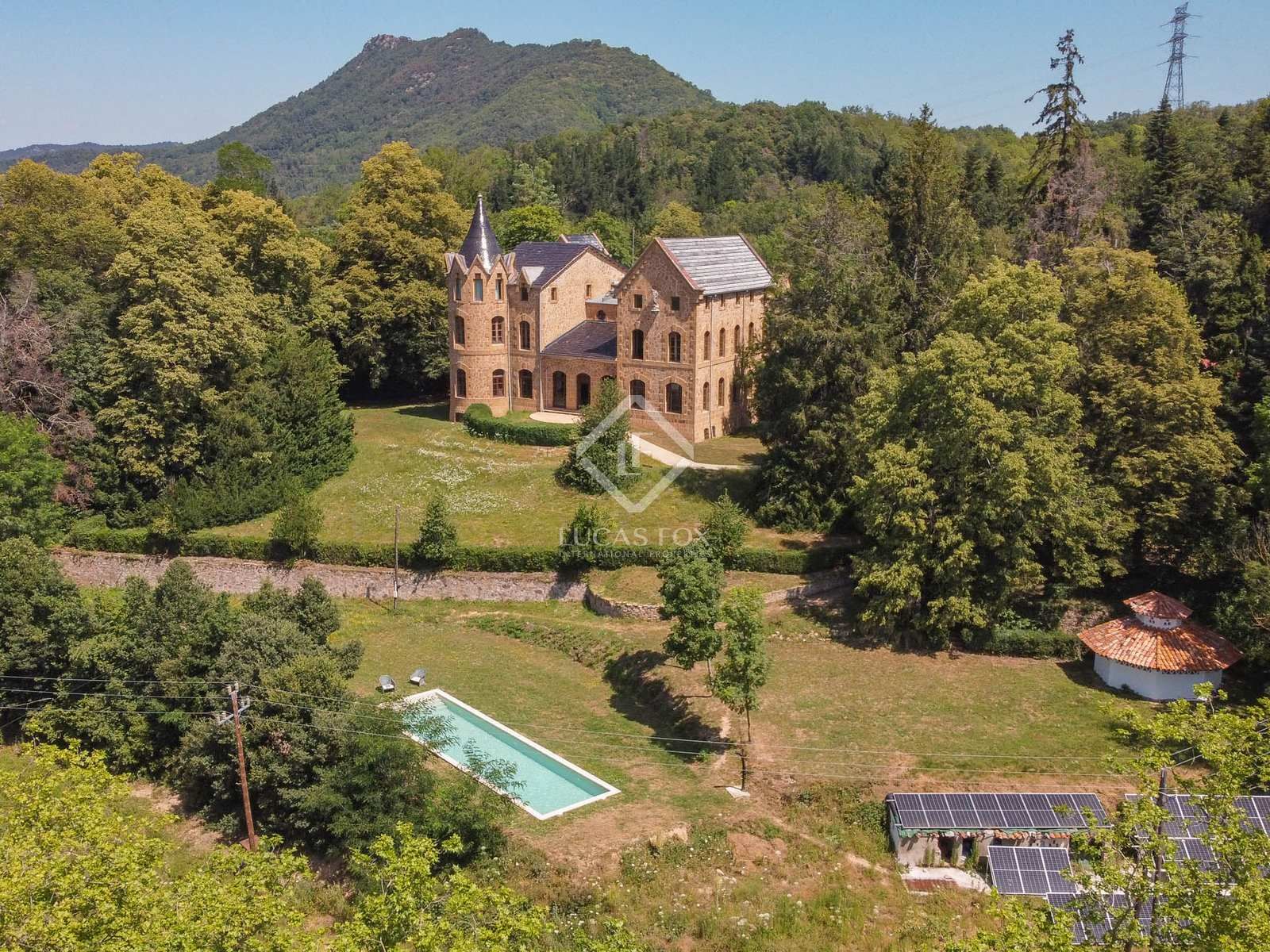 Garden of Country house for sale in Sant Hilari Sacalm  with Air Conditioner, Heating and Private garden