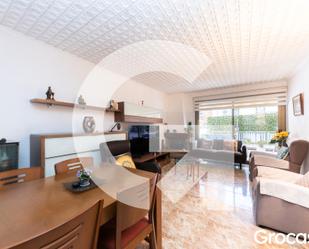 Living room of House or chalet for sale in L'Hospitalet de Llobregat  with Air Conditioner, Heating and Private garden