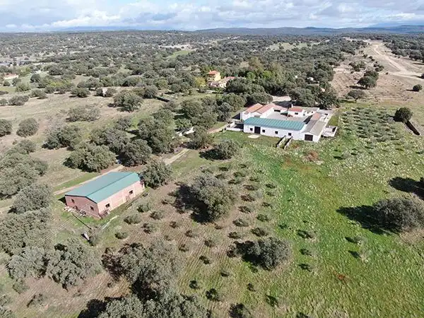 Country house zum Verkauf in Velada mit Terrasse, Schwimmbad und Möbliert