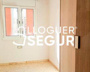 Dormitori de Pis de lloguer en Molins de Rei amb Aire condicionat, Calefacció i Terrassa