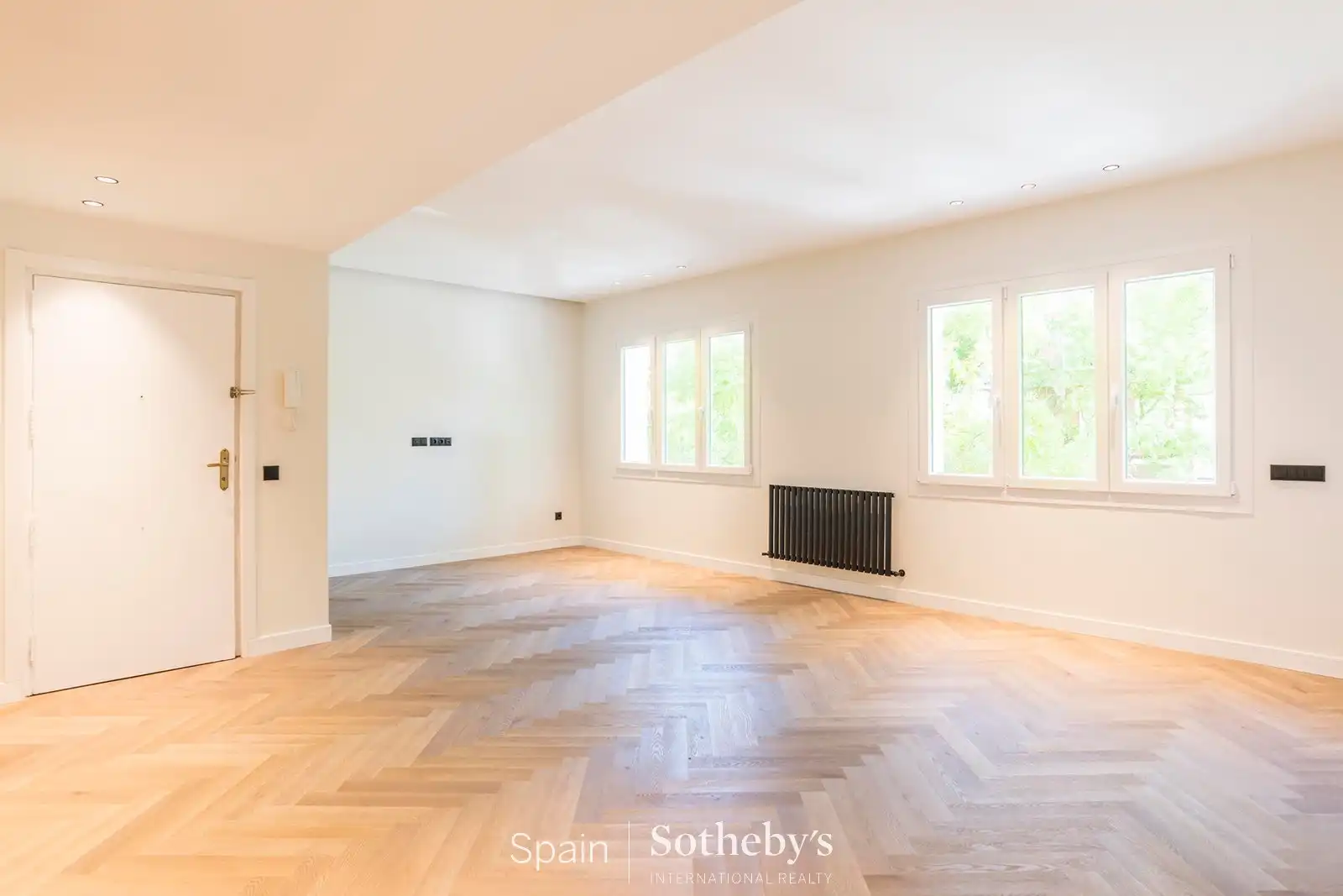 Sala d'estar de Apartament en venda en Madrid amb Aire condicionat i Calefacció