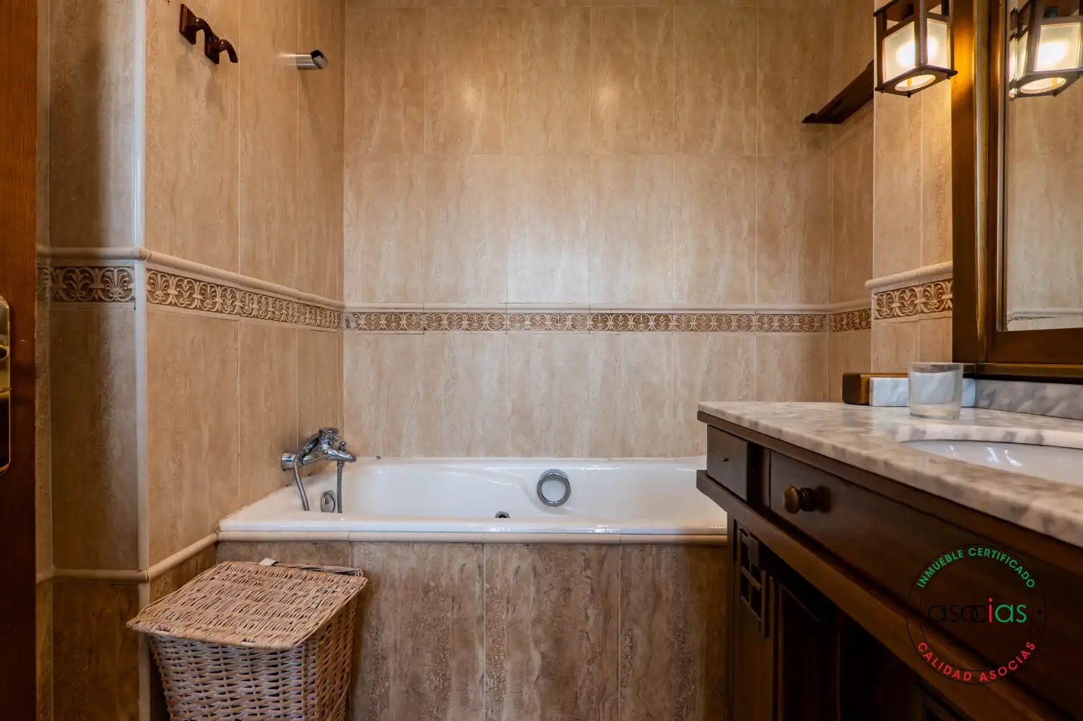Baño de Casa o chalet en venta en Gijón  con Calefacción, Terraza y Trastero