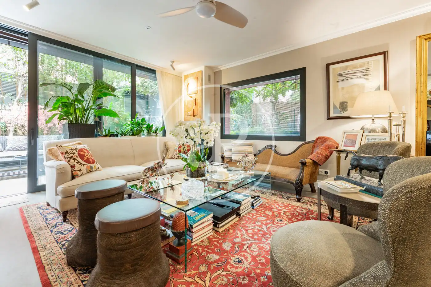 Living room of Houses for sale in Madrid  with Air Conditioner, Heating and Private garden