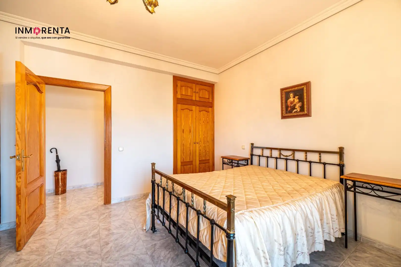 Habitación de Casa adosada en venta en La Mata con Calefacción, Terraza y Amueblado