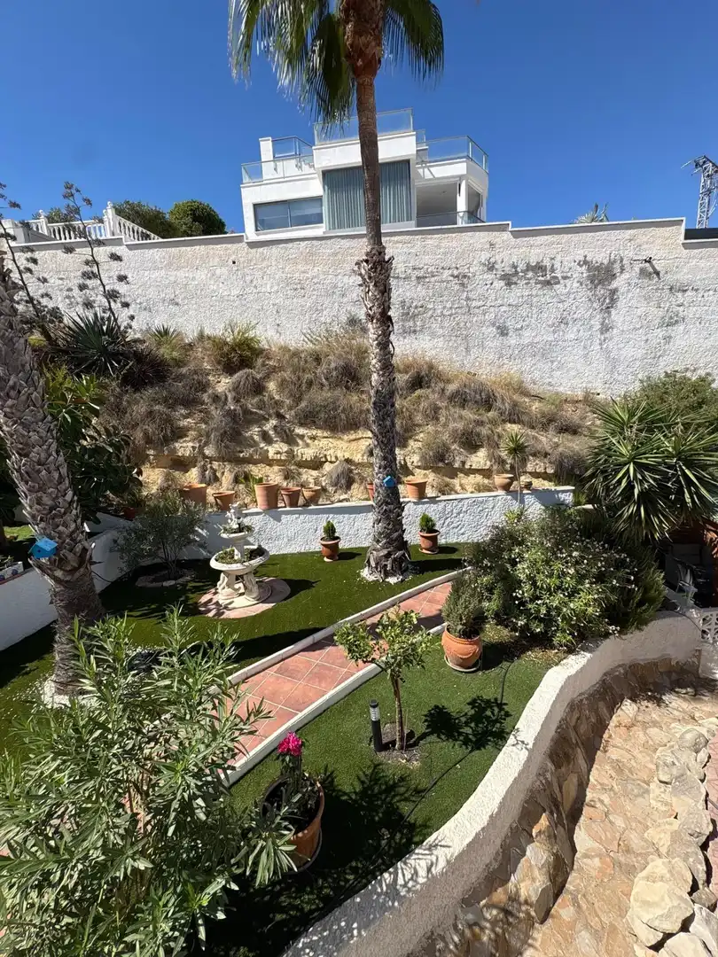 Jardí de Casa o xalet en venda en Rojales amb Aire condicionat, Calefacció i Jardí privat