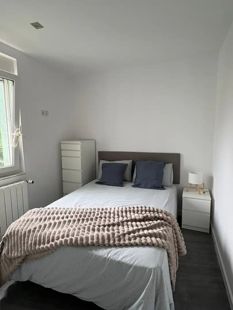 Habitación de Piso de alquiler en Santander con Calefacción, Parquet y Amueblado