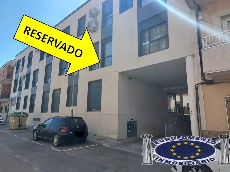 Außenansicht von Wohnung zur Miete in Alameda de la Sagra mit Heizung