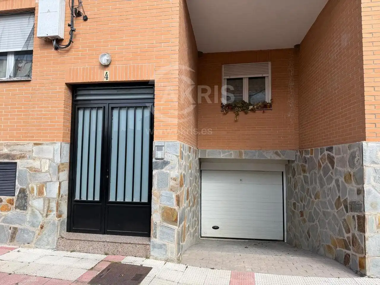 Vista exterior de Pis en venda en Villaluenga de la Sagra