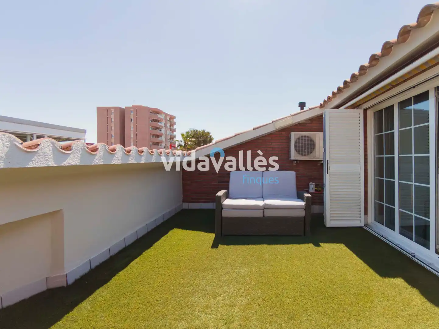 Terraza de Casa adosada en venta en Premià de Mar con Aire acondicionado, Calefacción y Jardín privado