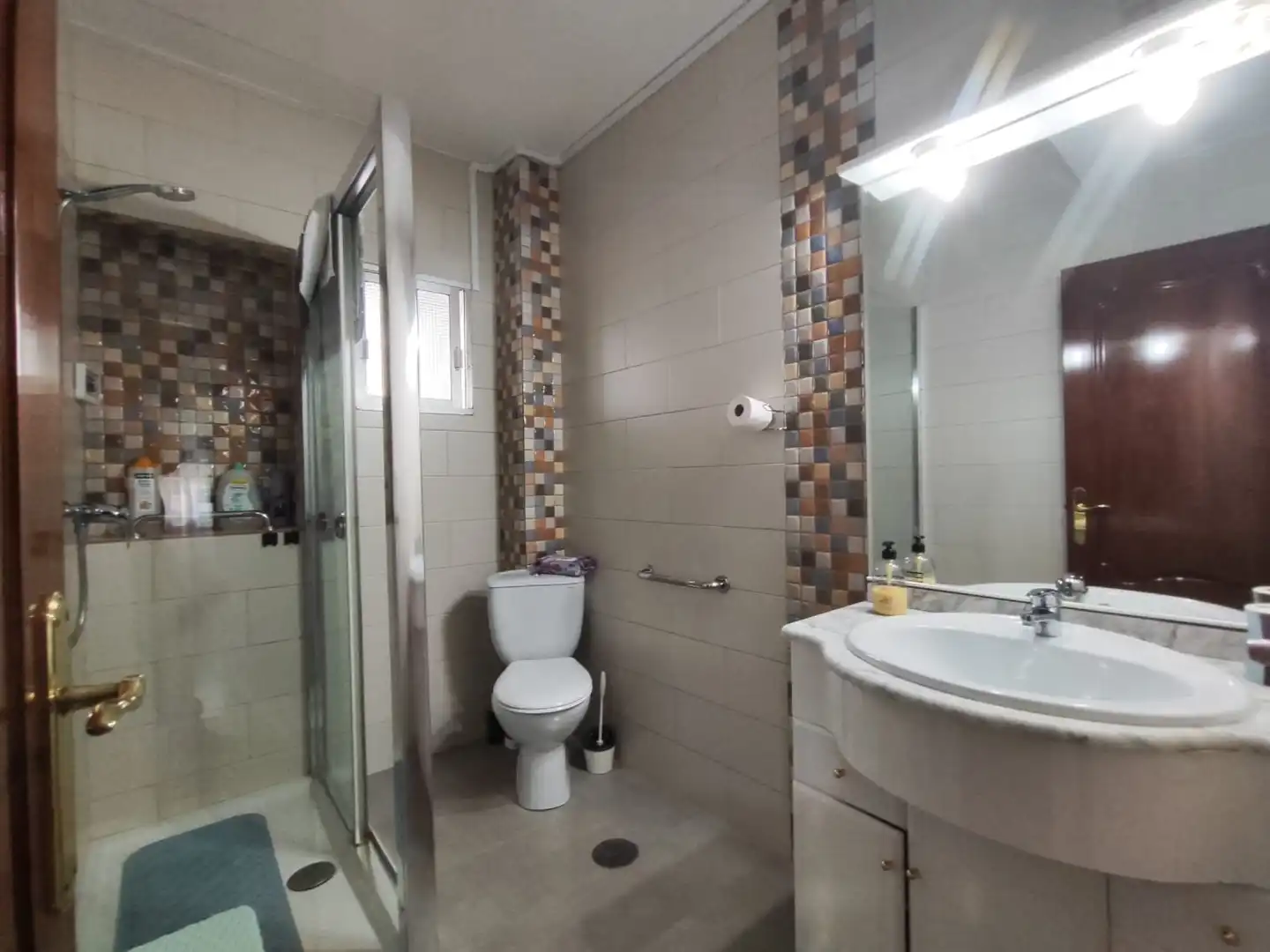 Bathroom of Flat for rent in Huelva  with Air Conditioner, Furnished and Balcony