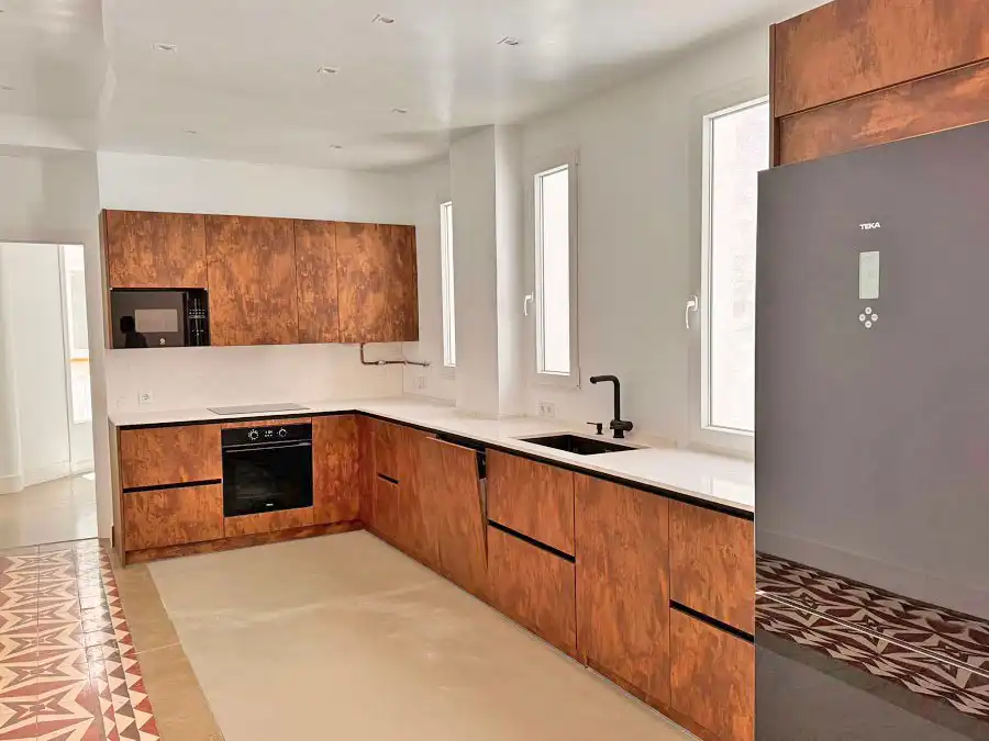 Küche von Wohnung zur Miete in Madrid mit Heizung, Parkett und Ofen