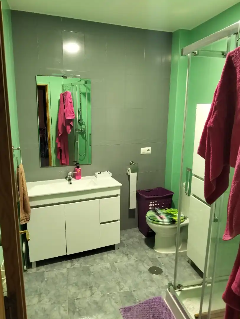 Baño de Ático en venta en Plasencia con Amueblado