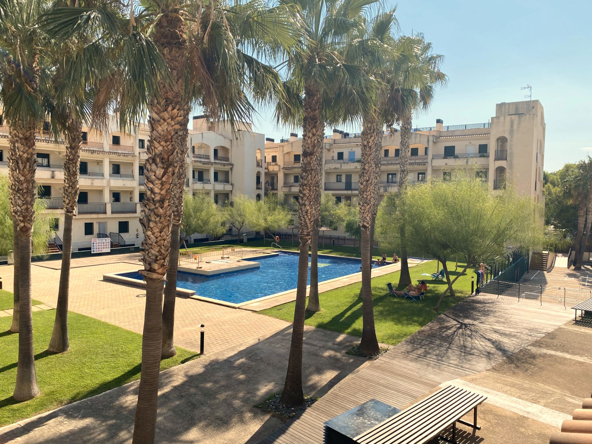 Vista exterior de Apartament en venda en Mont-roig del Camp amb Aire condicionat, Calefacció i Terrassa