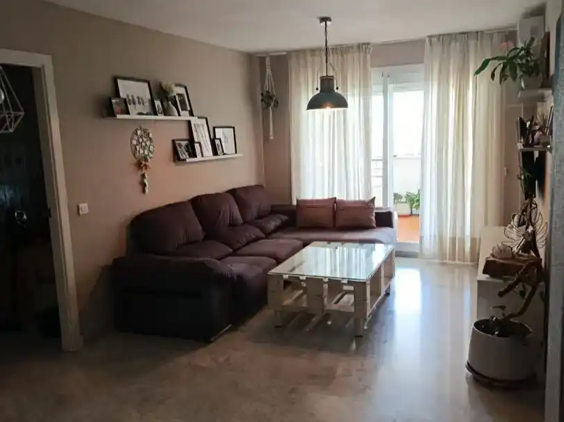 Sala d'estar de Pis en venda en Casares amb Aire condicionat