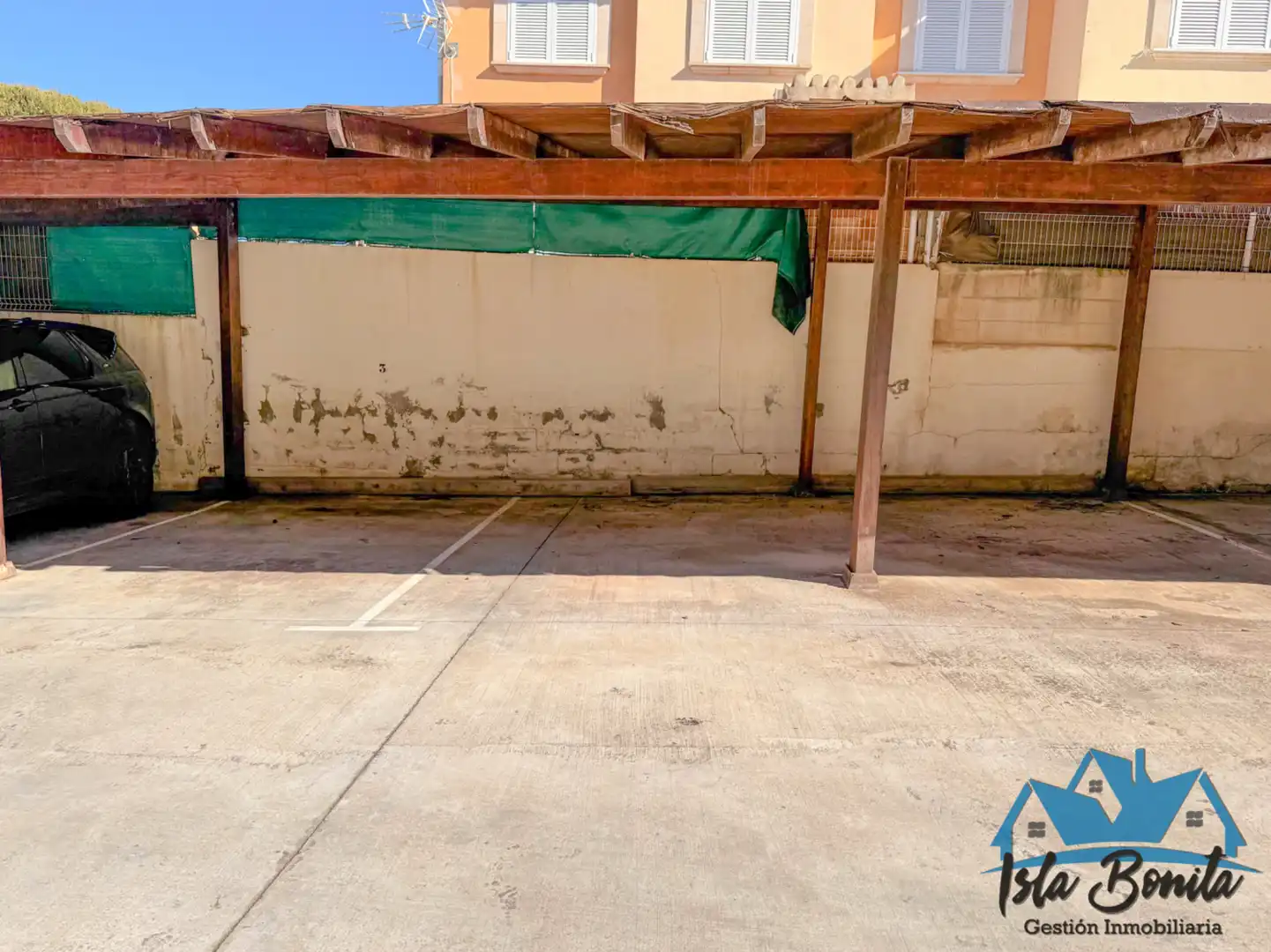 Aparcament de Casa adosada en venda en Llucmajor amb Aire condicionat, Calefacció i Jardí privat