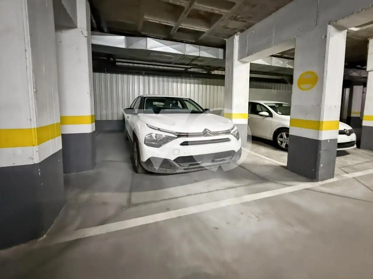 Parking de Piso en venta en Madrid con Calefacción, Parquet y Terraza