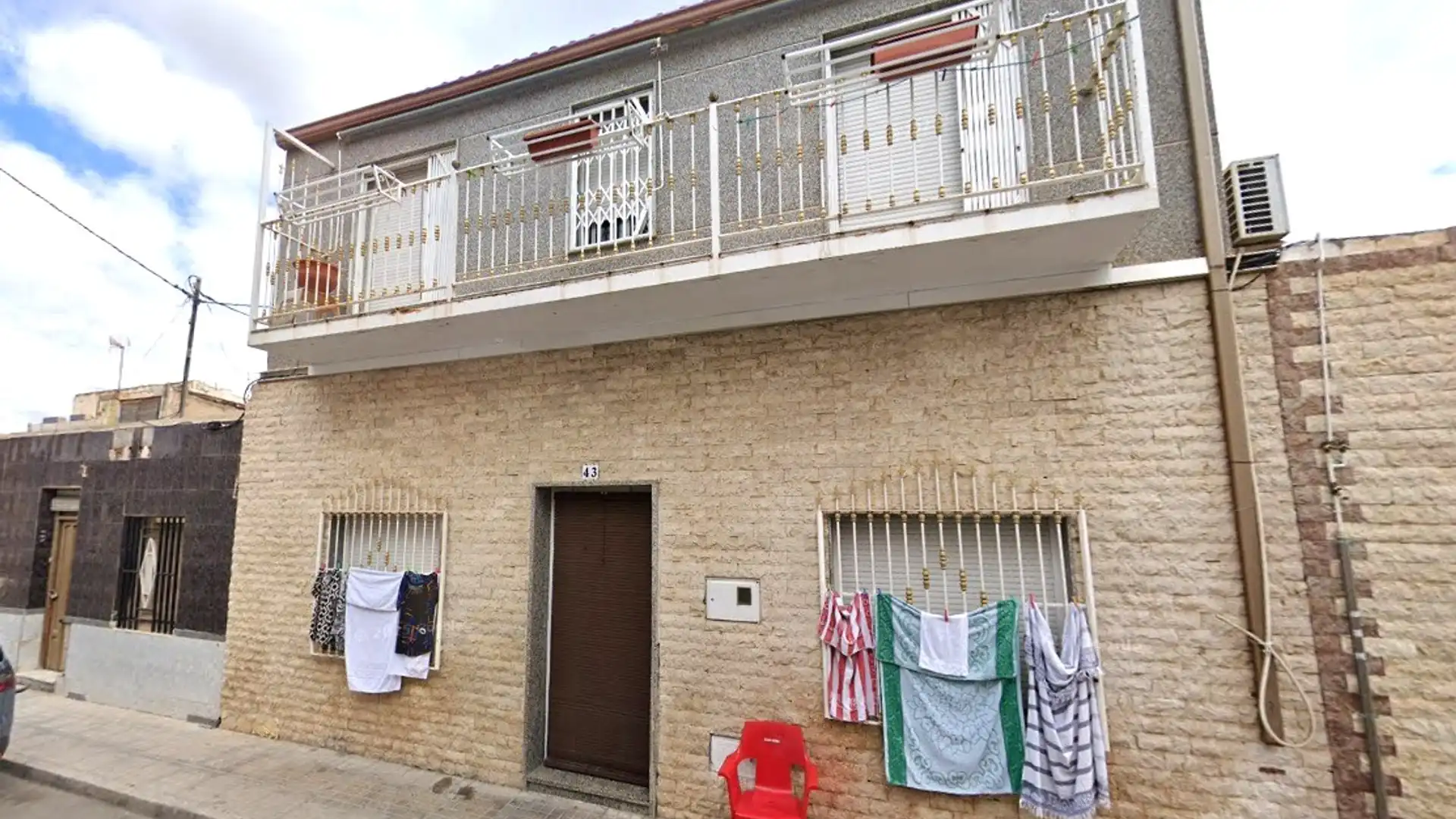 Vista exterior de Piso en venta en Elda