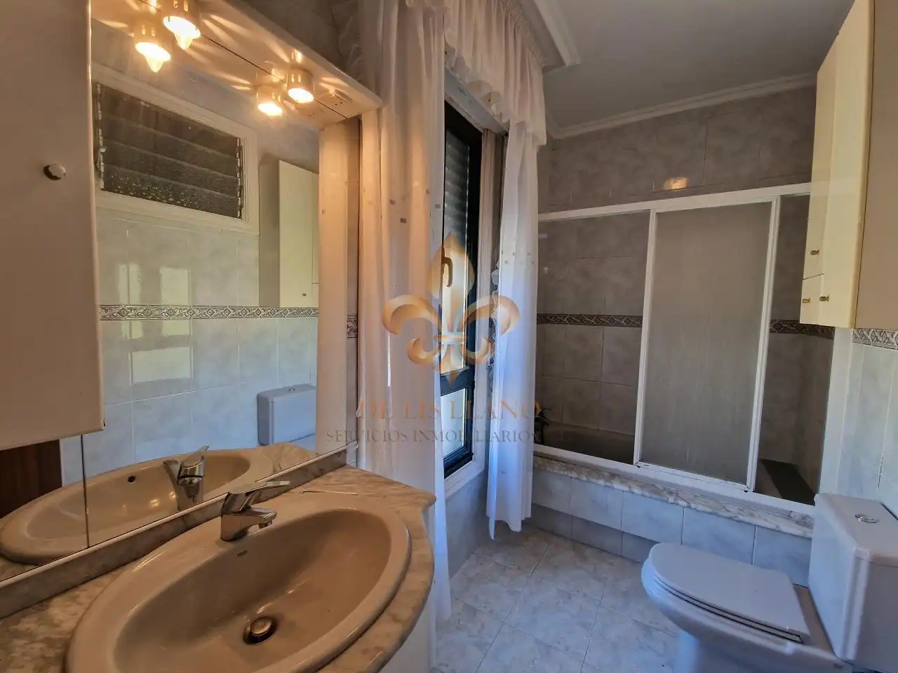 Baño de Casa o chalet en venta en Gondomar con Calefacción, Terraza y Balcón