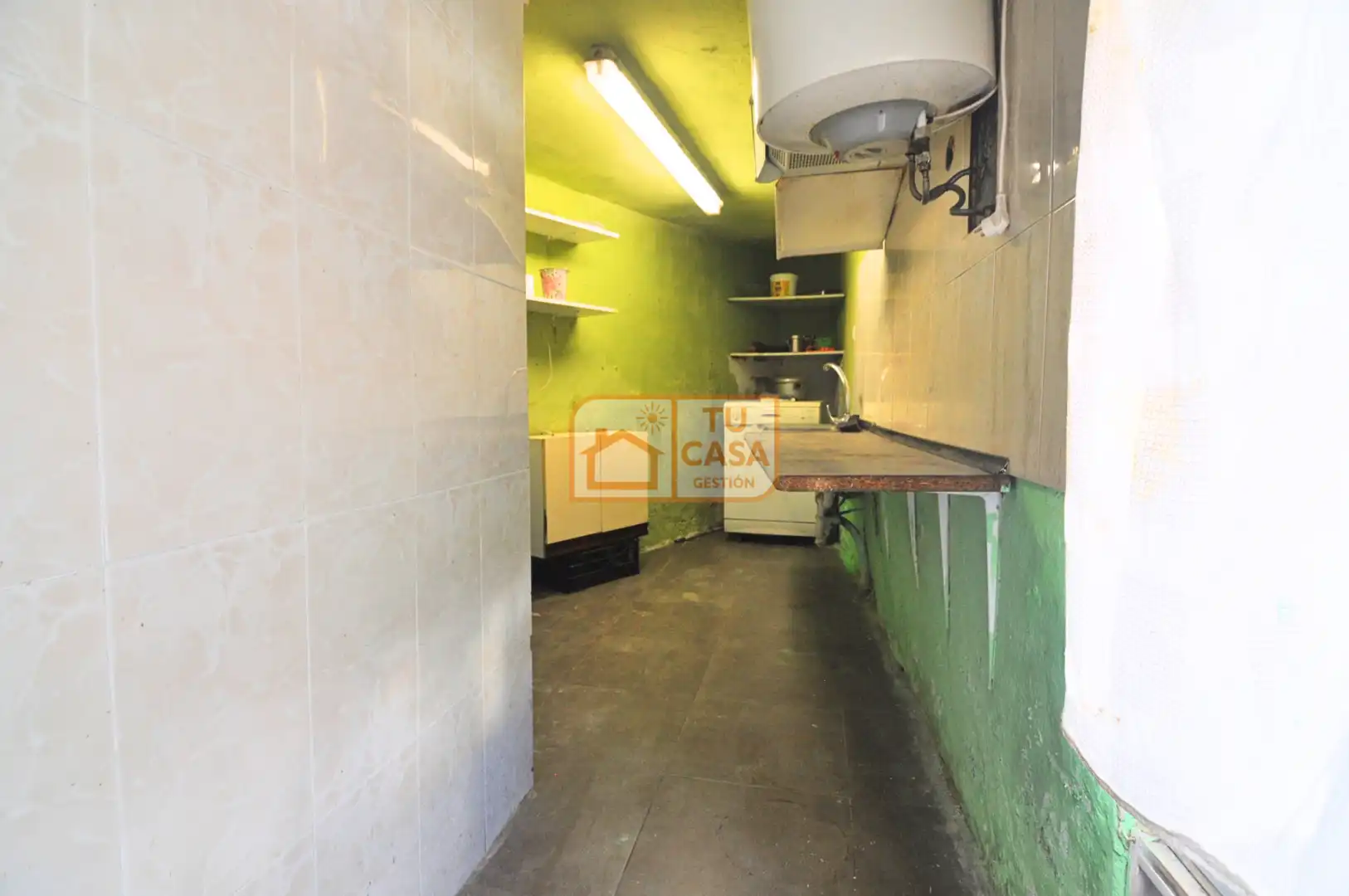 Kitchen of Detached homes for sale in Talaván  with Storage room