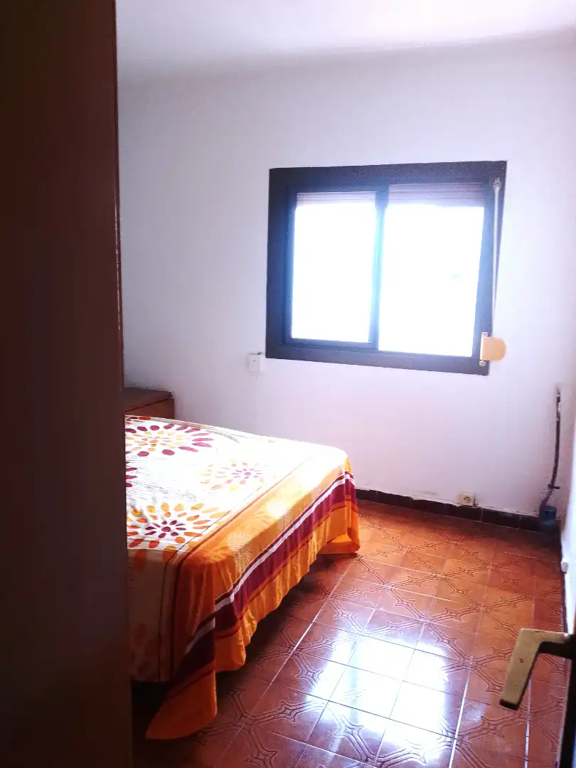 Schlafzimmer von Wohnung zum Verkauf in L'Hospitalet de Llobregat mit Klimaanlage und Heizung