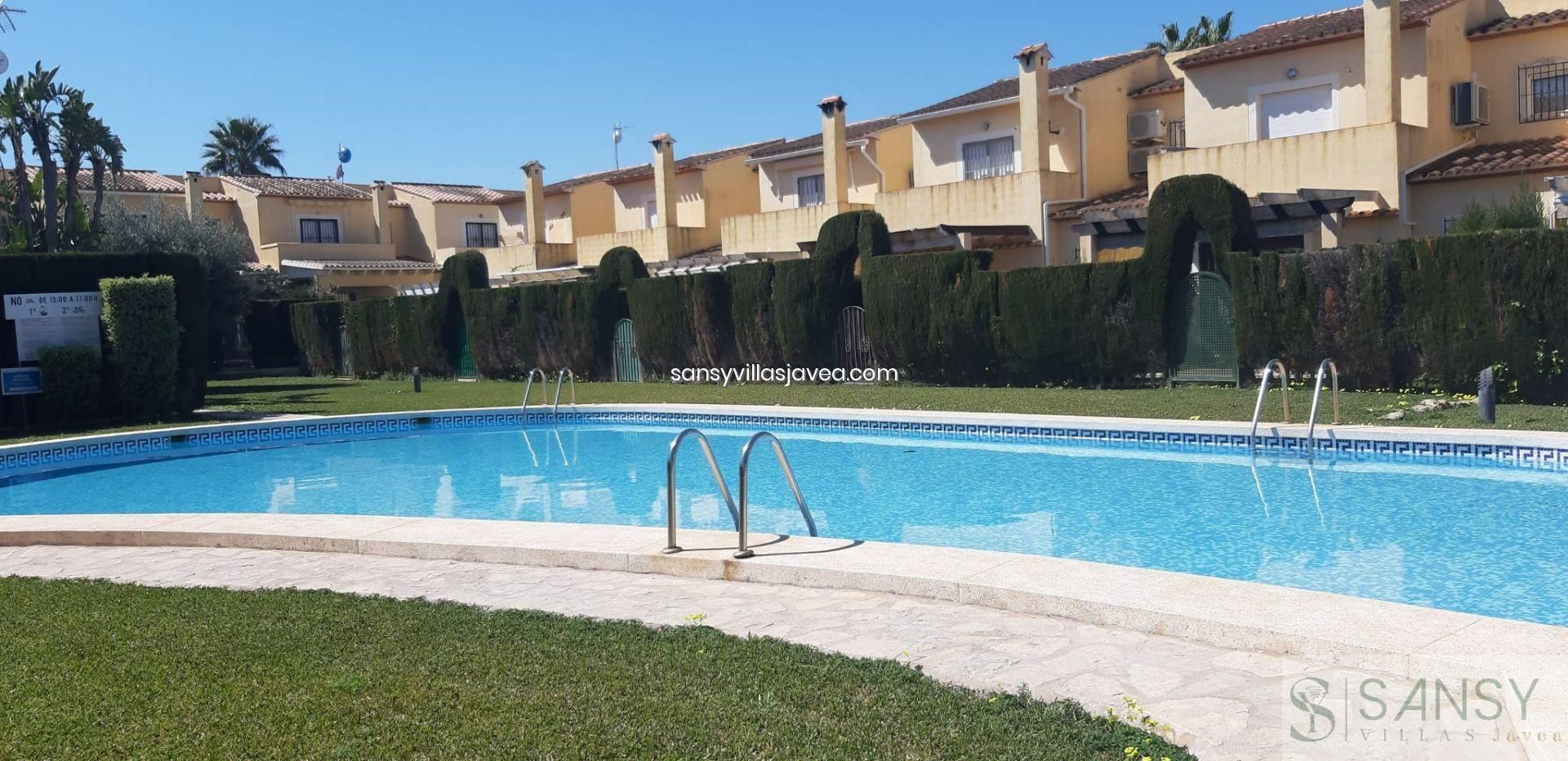 Casa o xalet de lloguer a Les Bassetes - El Marjal