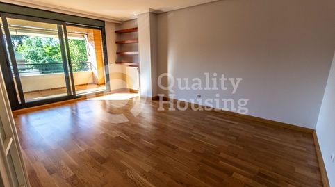 Foto 2 de Piso de alquiler en Peñalara, Norte, Pozuelo de Alarcón