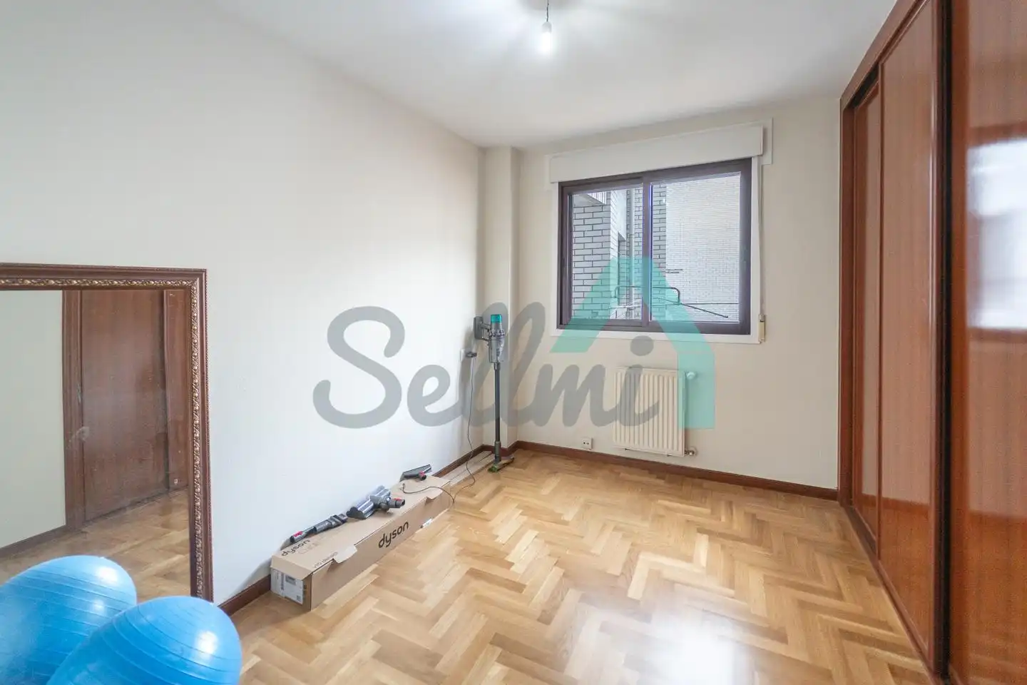Bedroom of Flat for sale in Oviedo   with Heating, Parquet flooring and Terrace