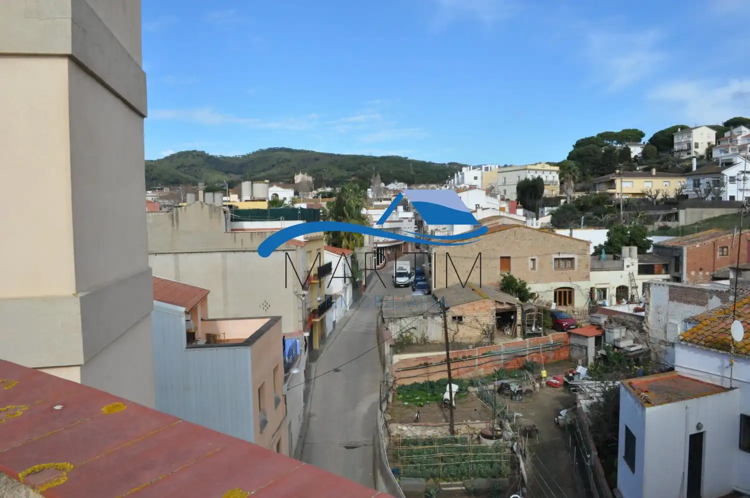 Vista exterior de Edificio en venta en Canet de Mar