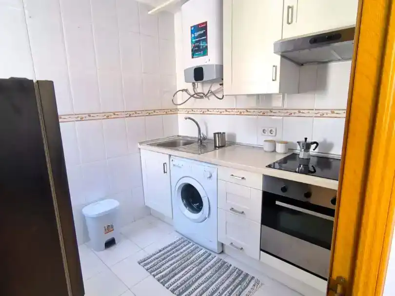 Flat for rent in Calle de Los Jardines, 11, Sol