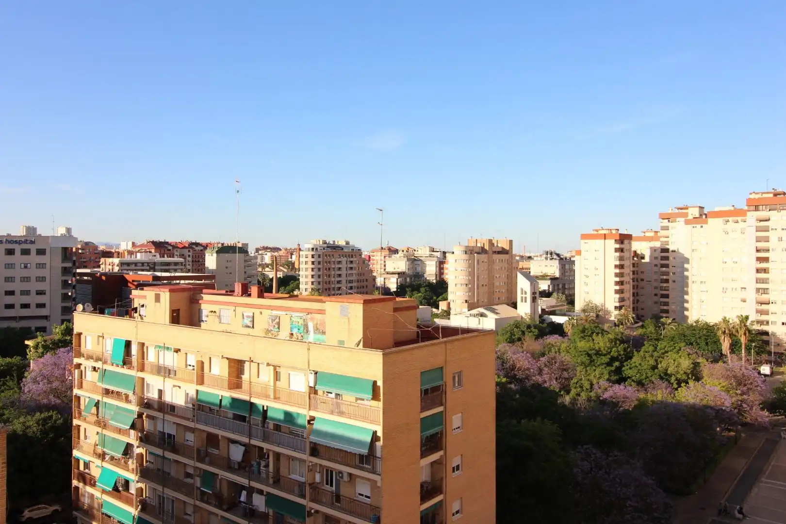 Vista exterior de Pis en venda en Valencia amb Aire condicionat i Calefacció