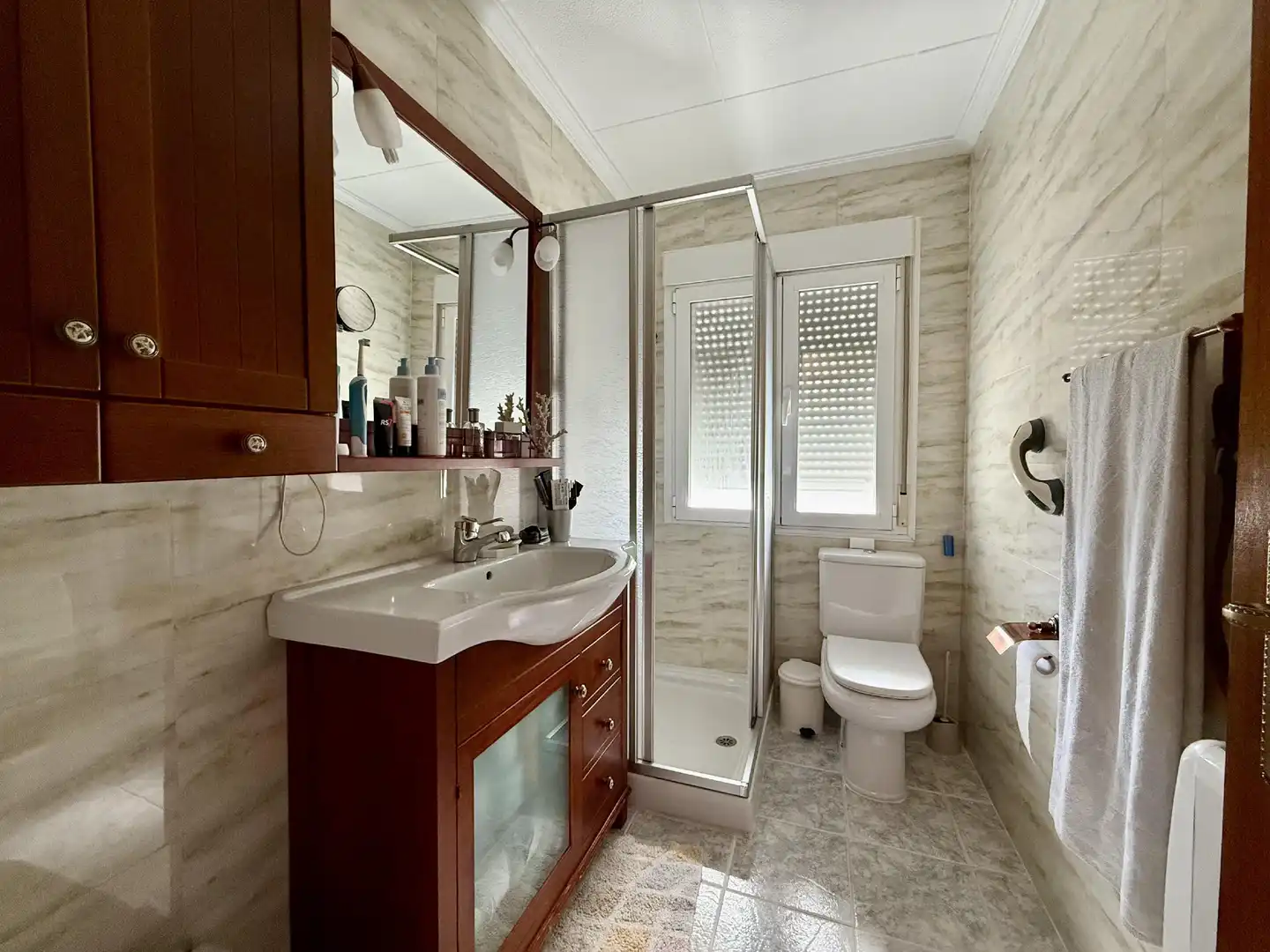 Bathroom of Flat for sale in El Torno   with Air Conditioner, Terrace and Balcony