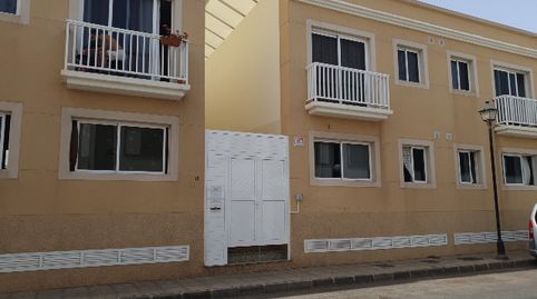 Photo 2 of Flat for sale in C/ Felo Monzón, Argana Alta - Maneje, Arrecife