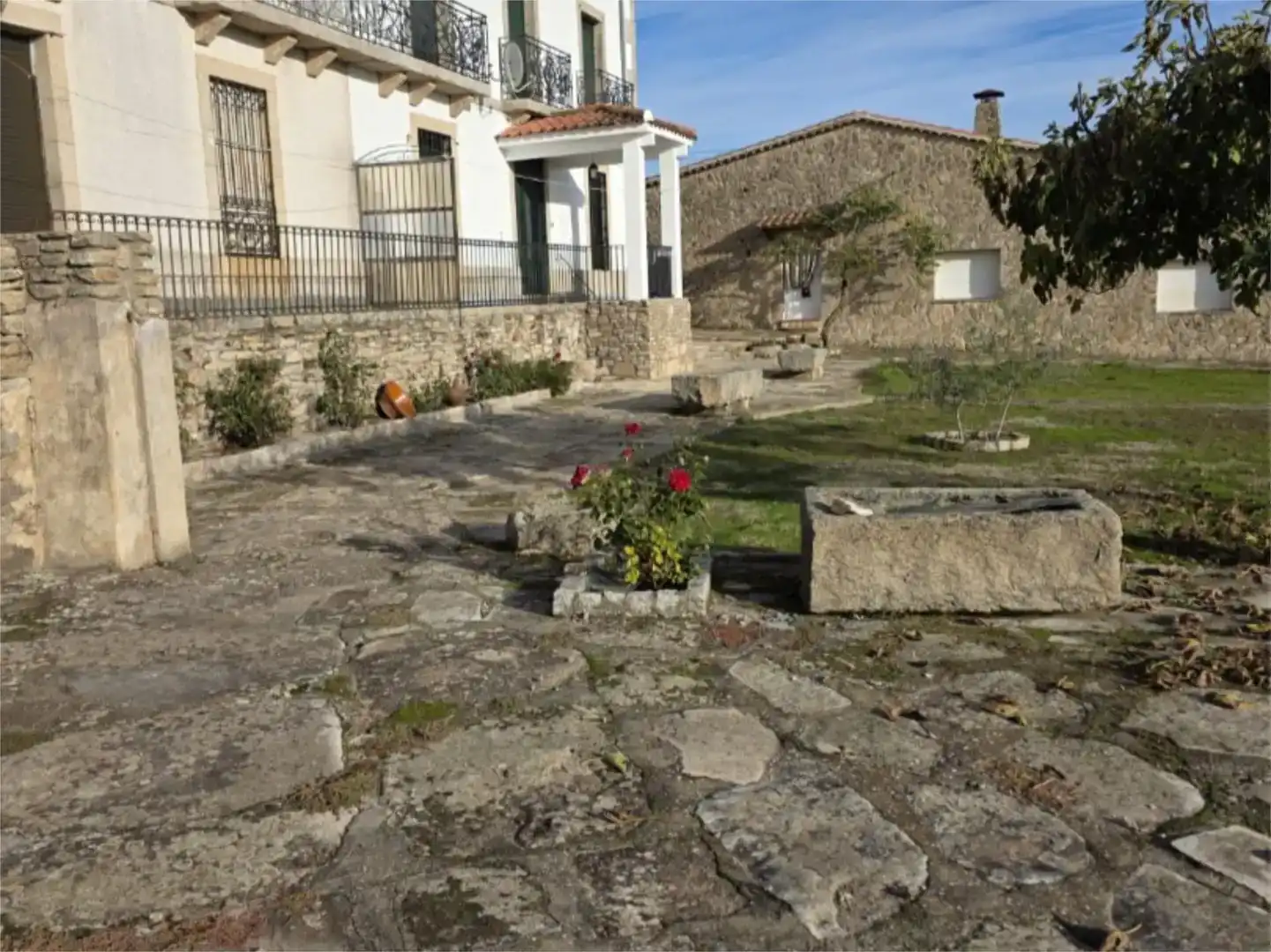 Vista exterior de Casa o xalet en venda en Bermillo de Sayago amb Jardí privat
