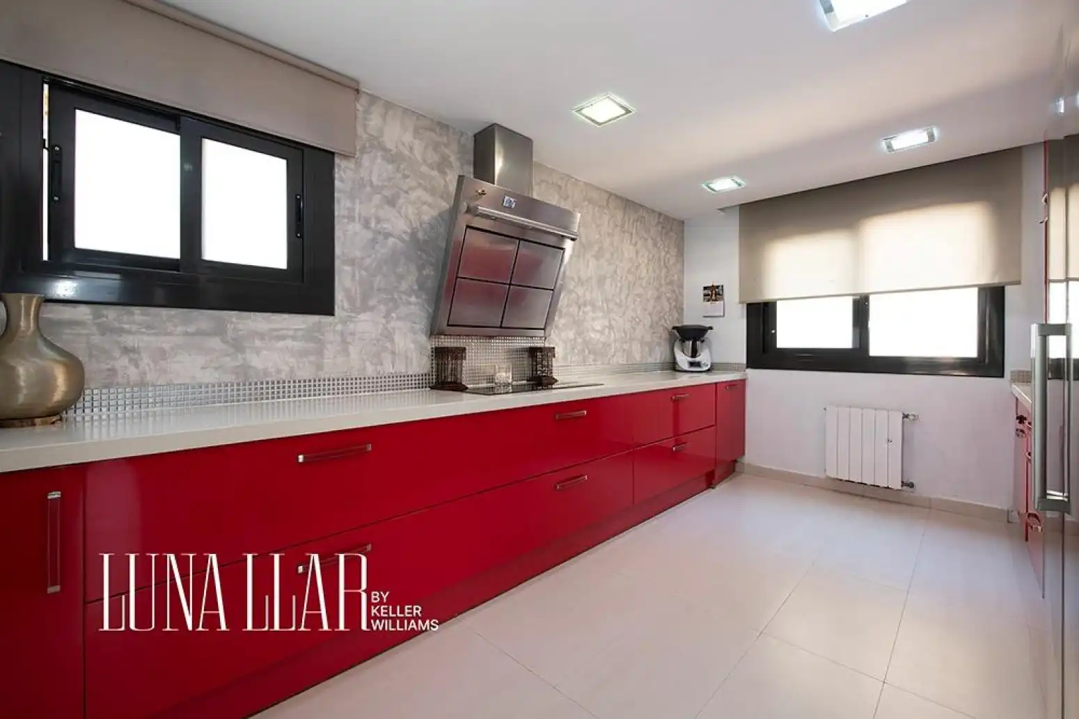 Kitchen of Houses for sale in Castelldefels  with Air Conditioner, Heating and Parquet flooring