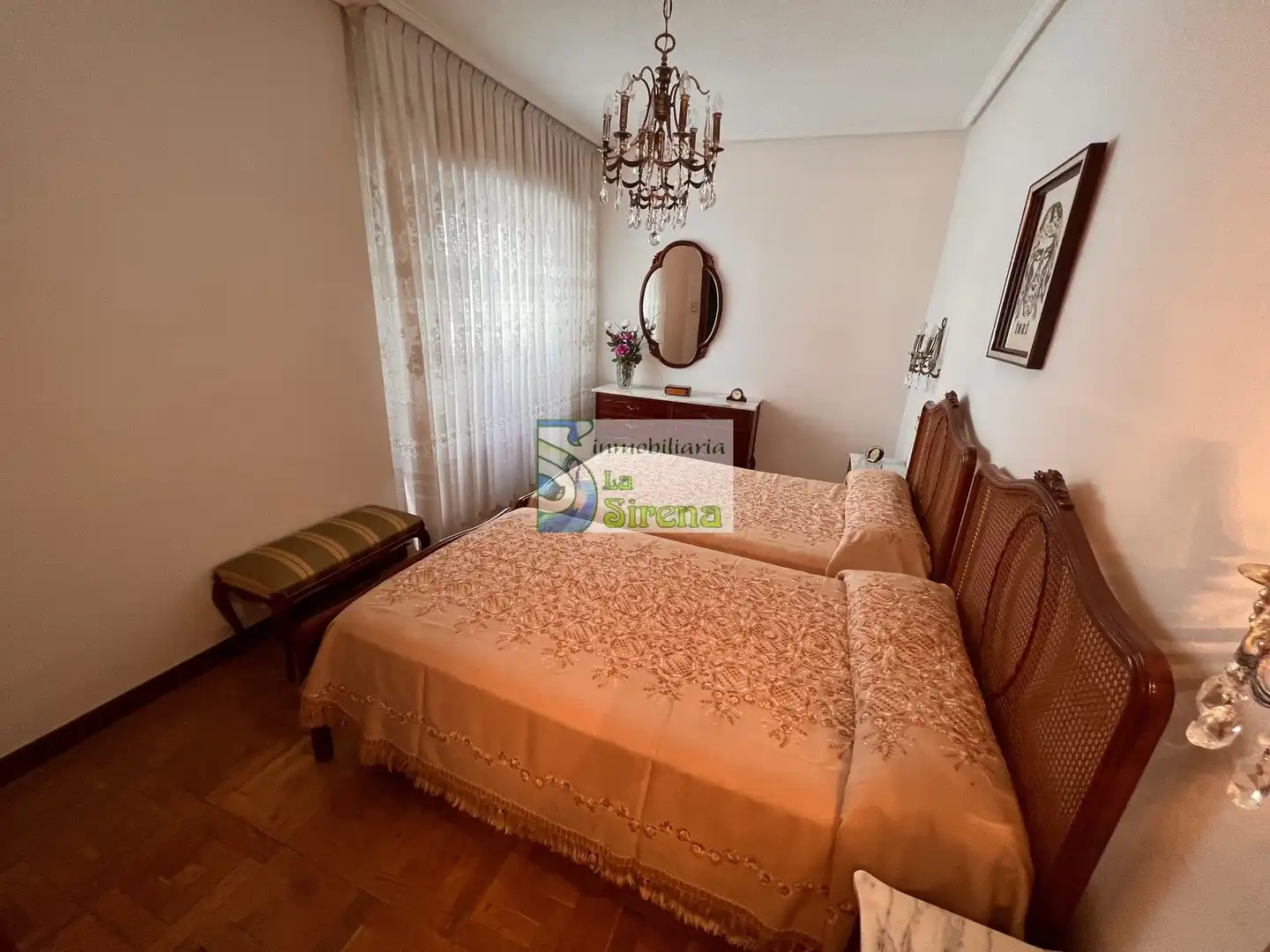 Habitación de Piso en venta en Castro-Urdiales con Calefacción, Terraza y Amueblado