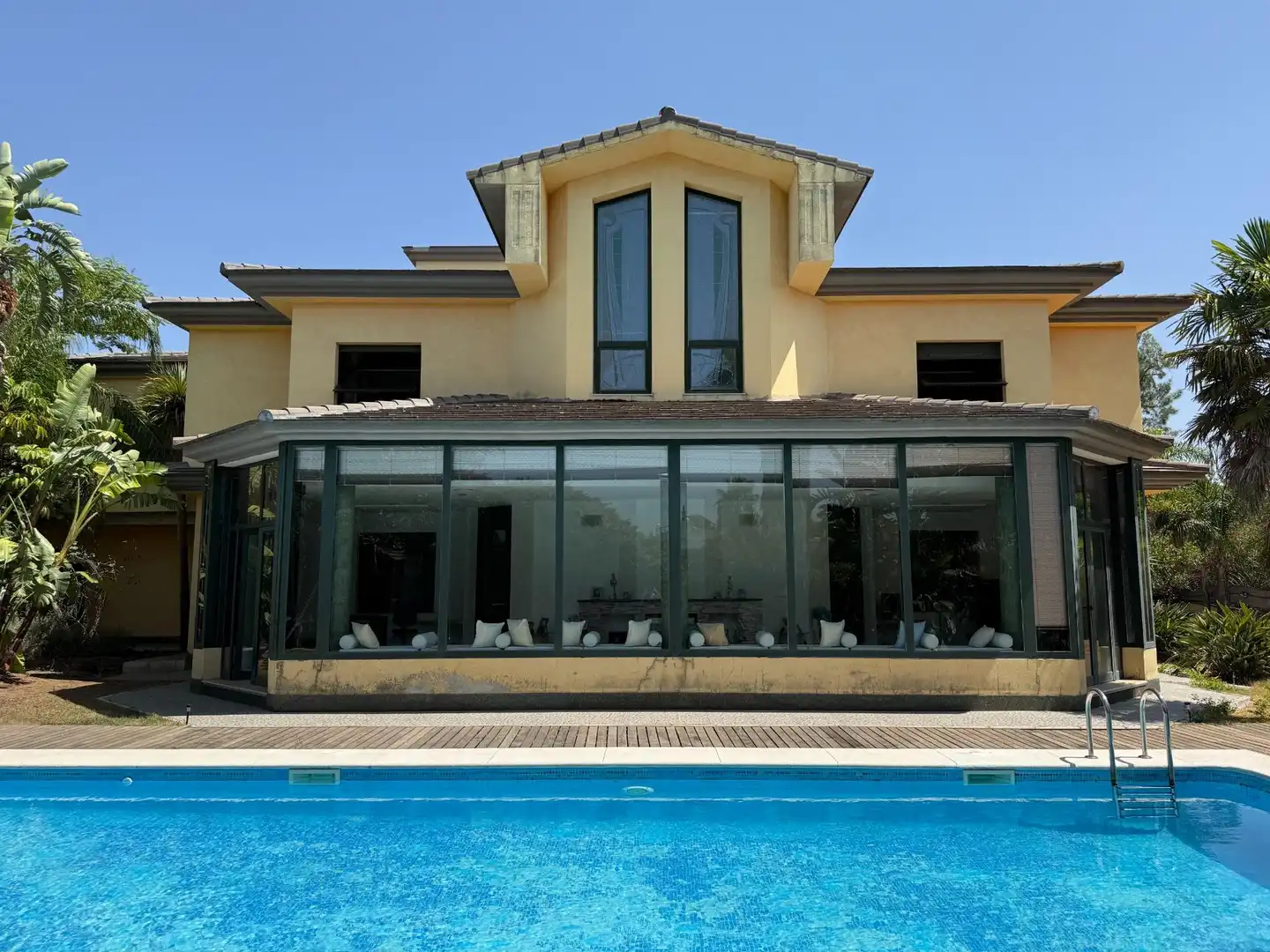 Vista exterior de Casa o chalet en venta en Gelves con Aire acondicionado, Jardín privado y Terraza
