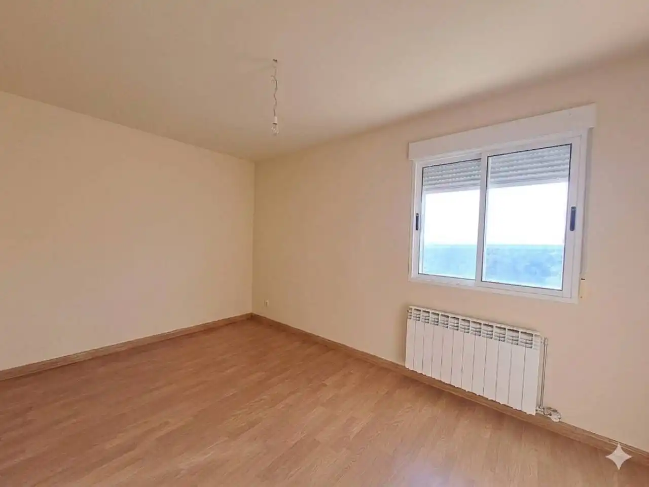 Bedroom of Flat for sale in Valdorros  with Heating, Parquet flooring and Terrace