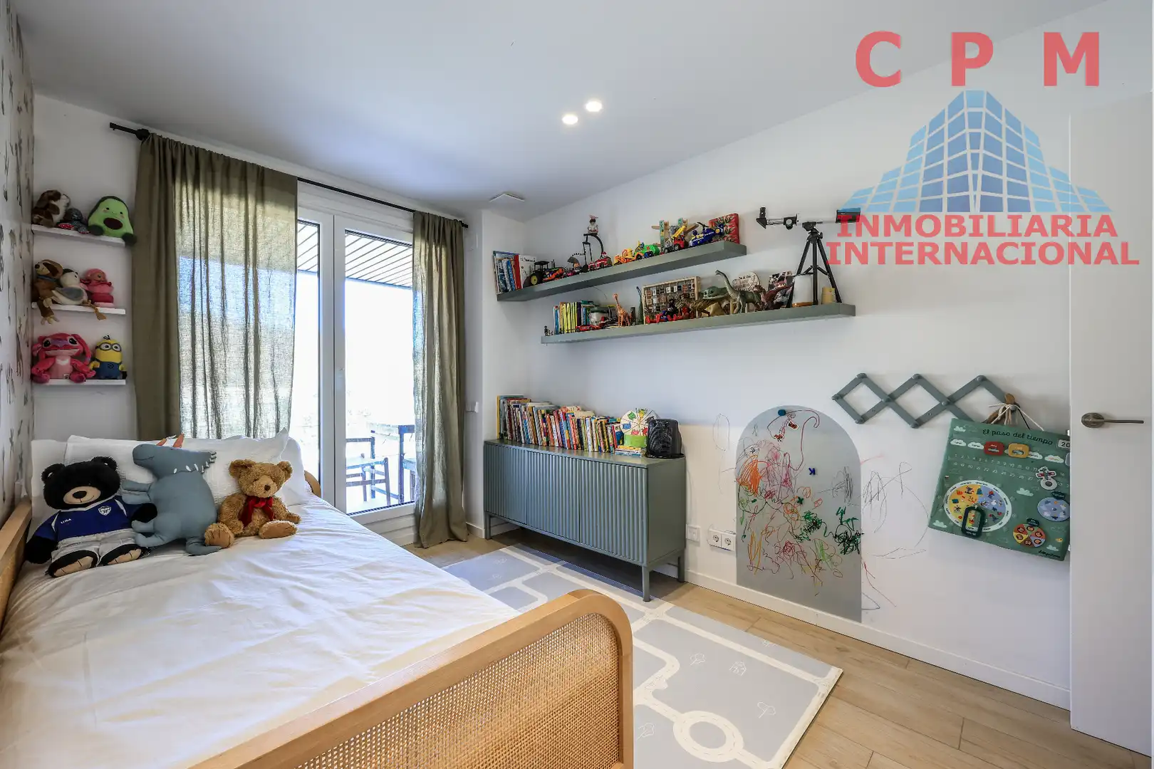 Bedroom of Flat for rent in La Moraleja  with Air Conditioner, Heating and Private garden
