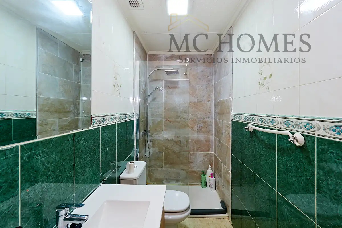 Badezimmer von Einfamilien-Reihenhaus zur Miete in San Fulgencio mit Klimaanlage, Möbliert und Waschmaschine