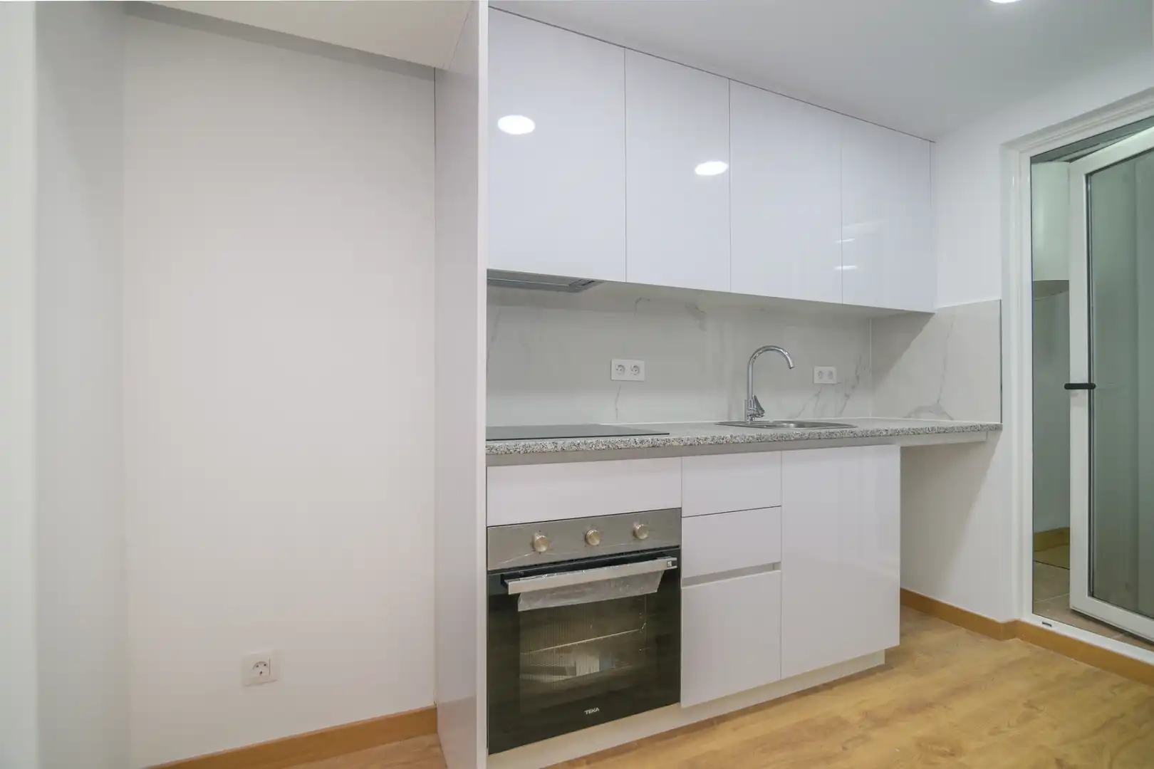 Flat with terrace for sale in Marianao, imagen 16