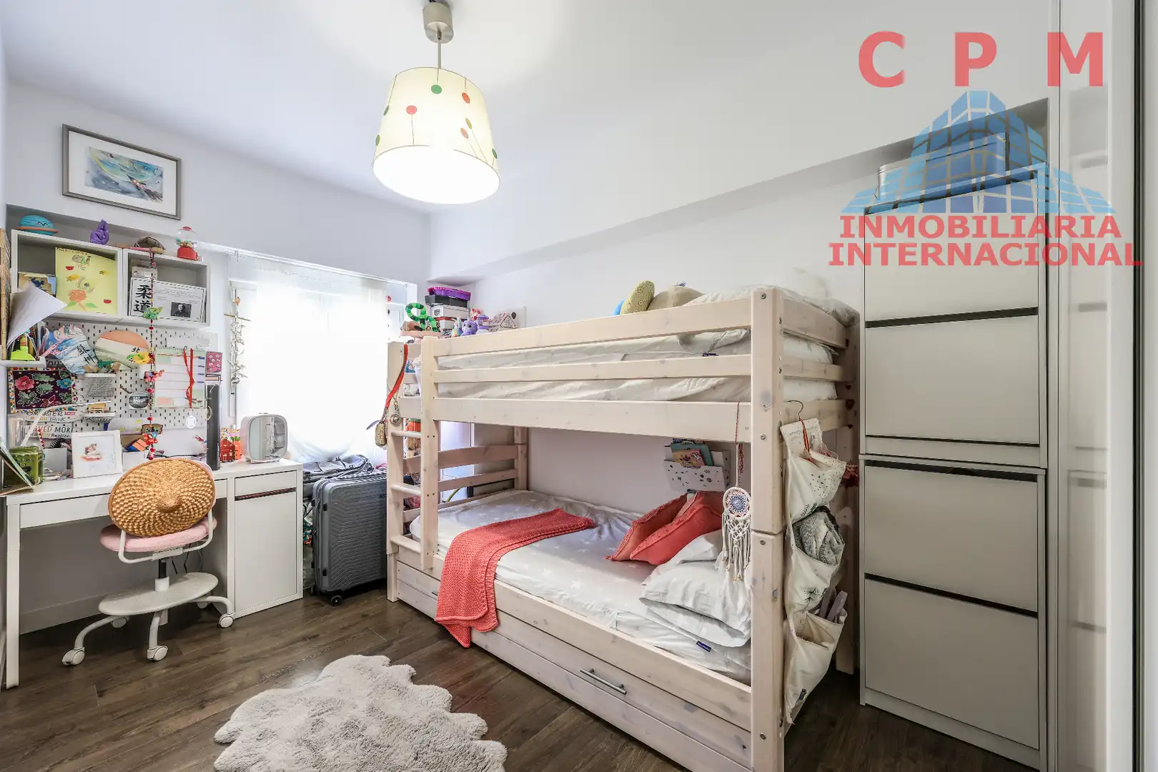 Schlafzimmer von Wohnung zur Miete in Madrid mit Klimaanlage, Heizung und Parkett