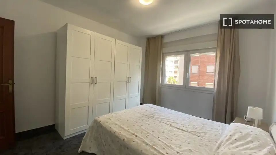 Wohnung mit Terrasse zur Miete in Quatre Carreres, imagen 14