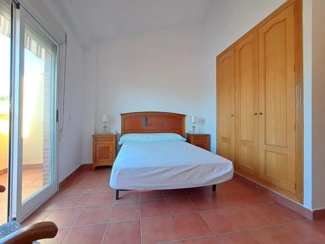 Schlafzimmer von Einfamilien-Reihenhaus zum Verkauf in Benicasim / Benicàssim mit Privatgarten, Terrasse und Balkon