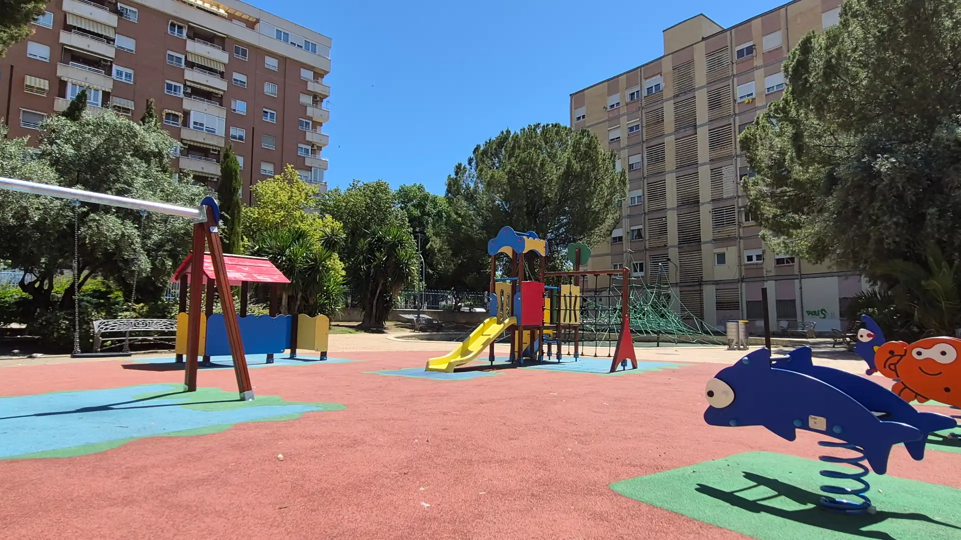 Parking de Piso en venta en Elda con Terraza y Balcón