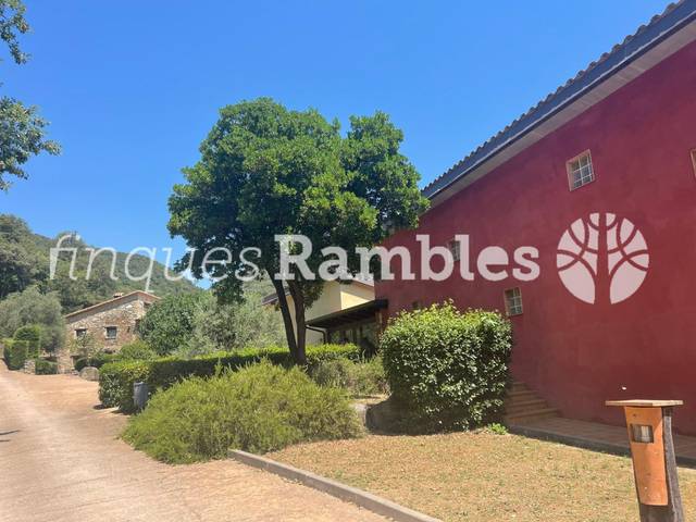 Casa-chalet en Venta en Mieres (Girona)