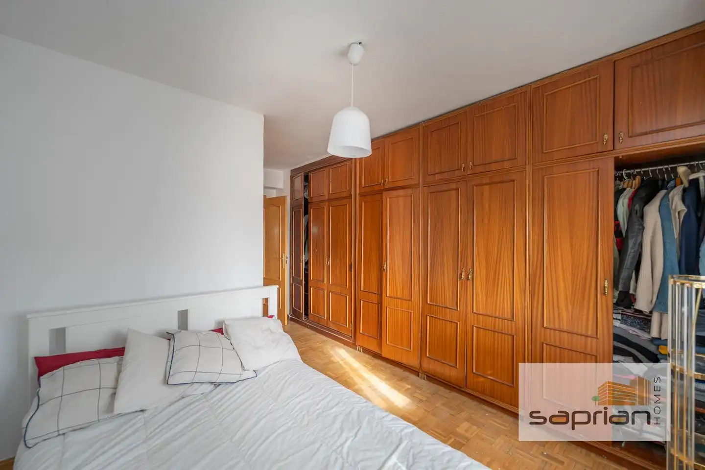 Schlafzimmer von Wohnung zum Verkauf in Pozuelo de Alarcón mit Heizung, Terrasse und Abstellraum