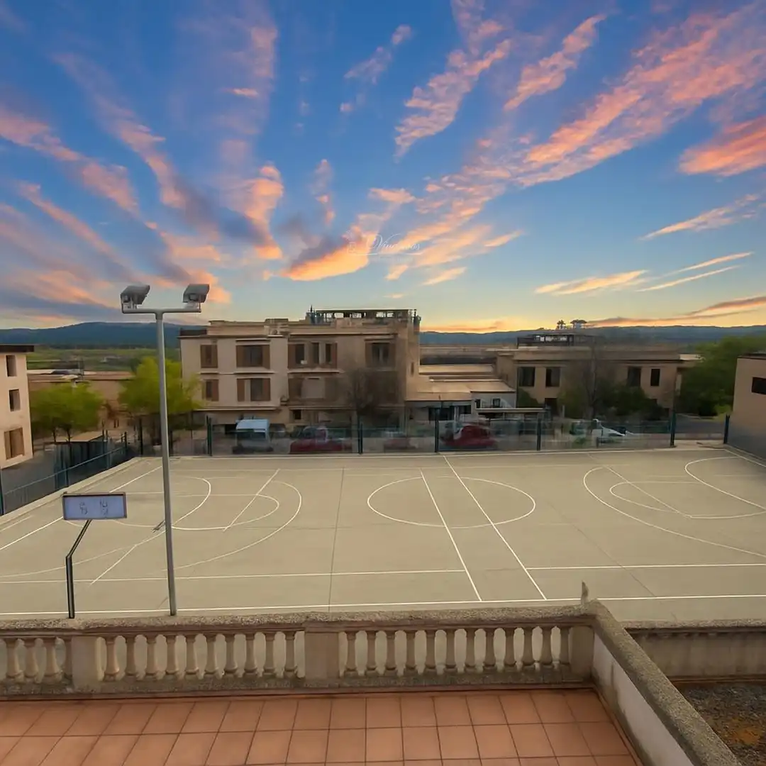 Vista exterior de Casa adosada en venda en Montuïri amb Aire condicionat, Calefacció i Terrassa